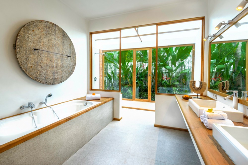 New Modern Luxury Villa for Lease in Berawa