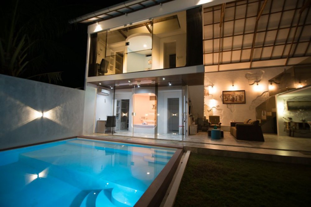 Luxurious Five Bedrooms Freehold Villa for Sale in Canggu