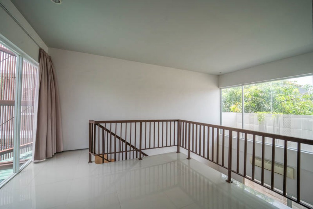 Minimalist Freehold Property inside Complex for Sale in Kuta