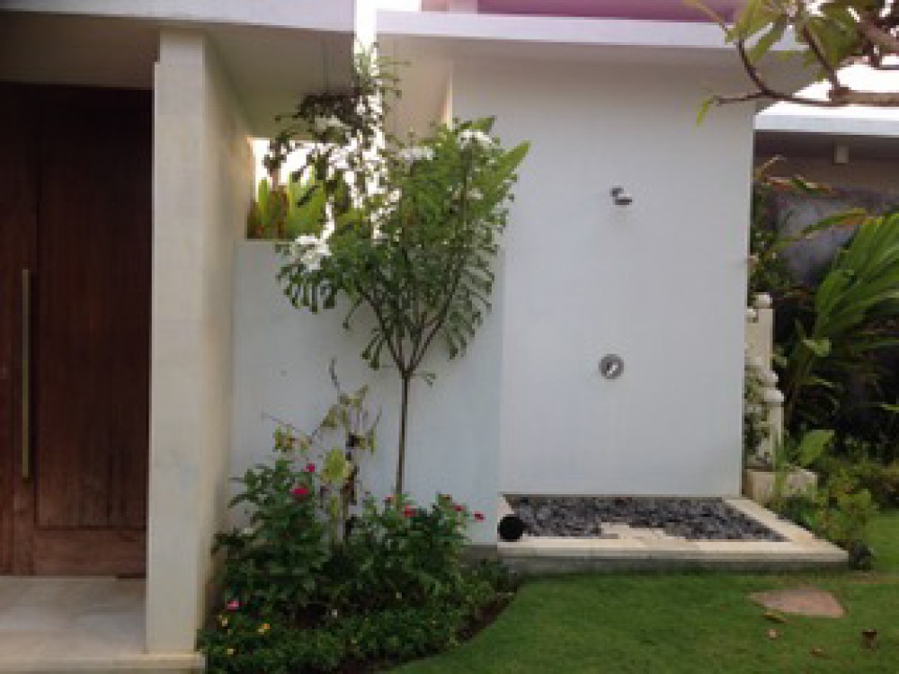 Villa freehold indah dijual di Karangasem