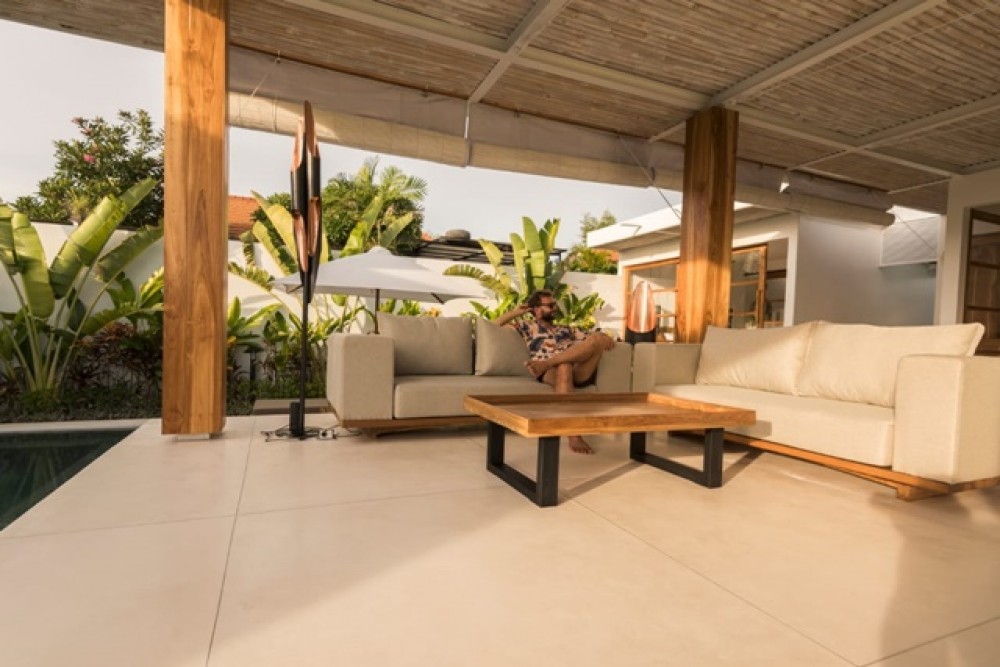 Villa Leasehold Tropis yang Baru Dibangun di Umalas untuk Dijual