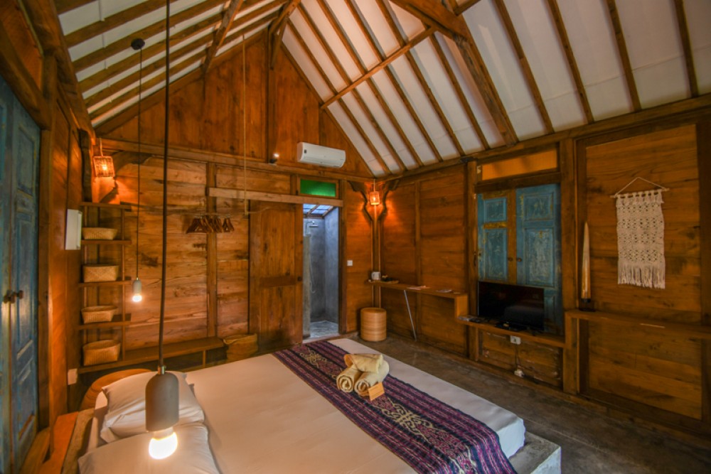 Guesthouse Joglo Jawa yang Luar Biasa dengan Nilai Terbaik untuk Dijual di Cemagi