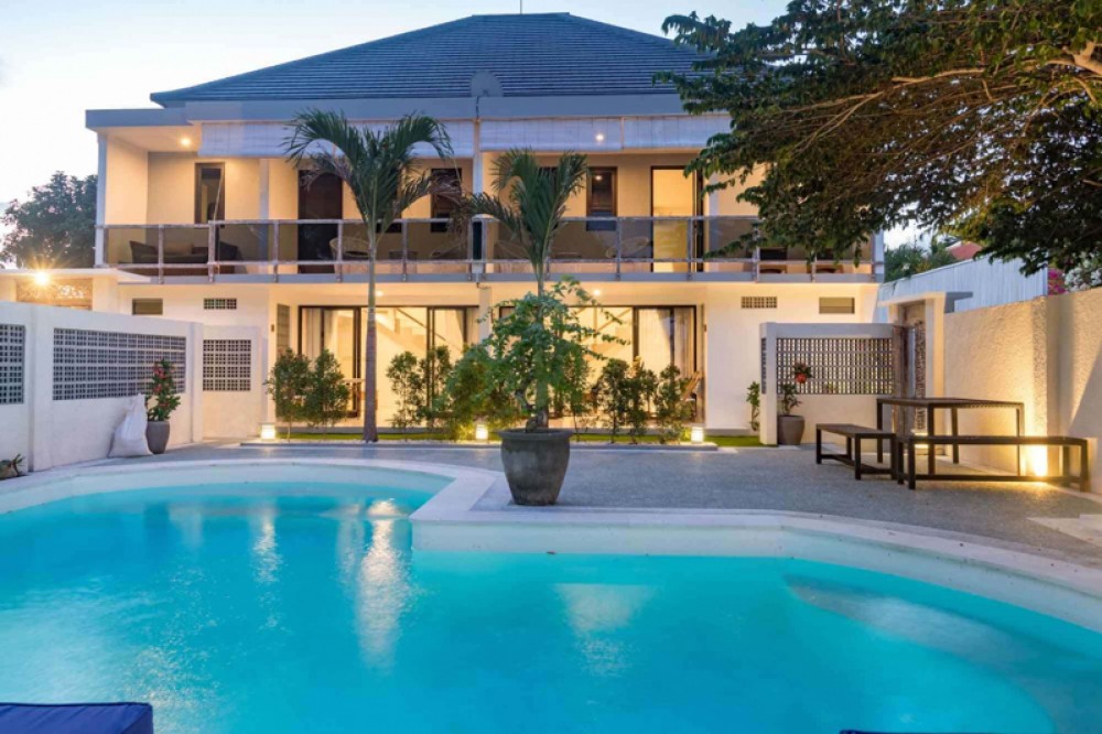Modern Apartment Kerobokan Bali 
