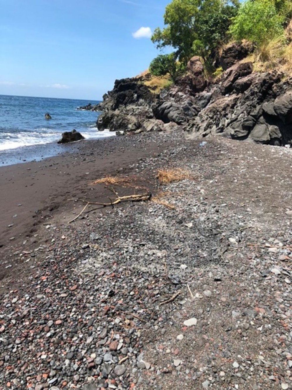 Dijual Tanah di Atas Tebing dengan Pemandangan Menakjubkan di Karangasem