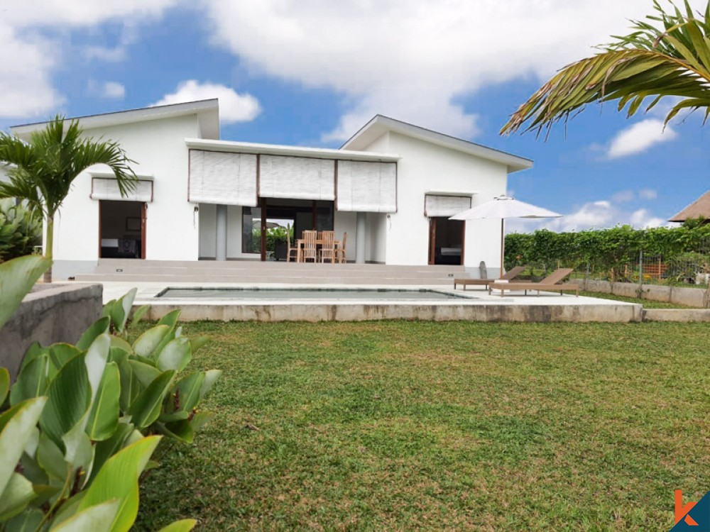 Villa Santai Dua Kamar Tidur dengan Pemandangan Sawah Dijual di ubud