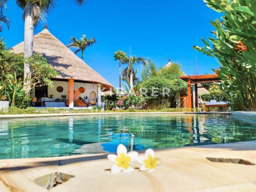 Beautiful Three Bedroom Villa shared pool in quiet location Umalas