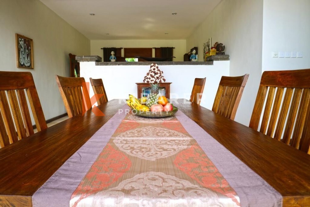 Large 3 bedrooms Villa in Batu Belig