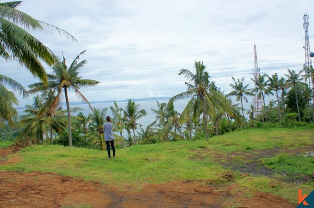 Incroyable terrain avec vue sur l'océan à Lombok à vendre