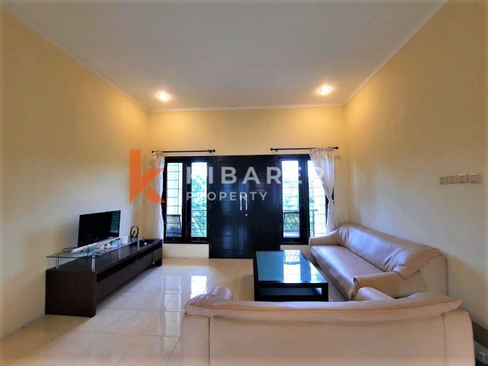 Cozy Three Bedroom Villa In Dewi Sri Seminyak (Available 13th April)