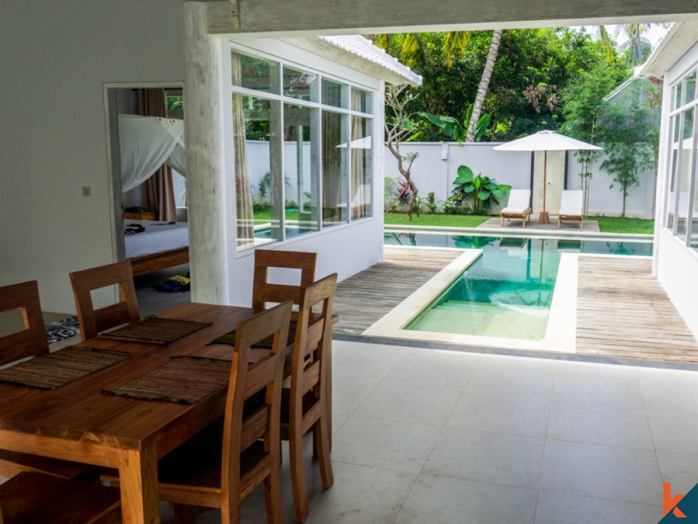 Villa Modern Tropis dengan Dua Kamar Tidur Dijual di Bali Utara