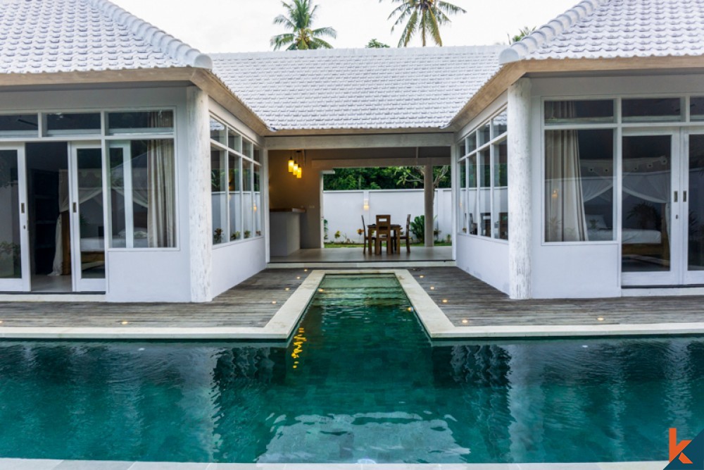 Villa tropicale moderne de deux chambres à vendre au nord de Bali