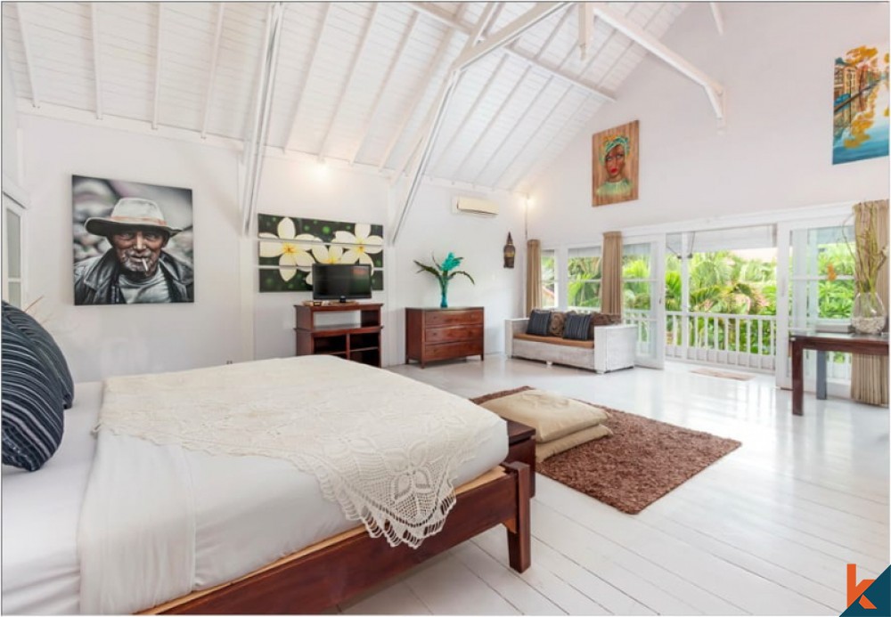 Incroyable villa de trois chambres à vendre à Seminyak