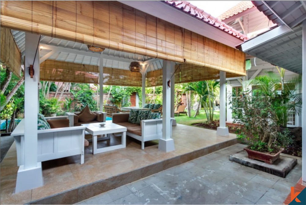 Incroyable villa de trois chambres à vendre à Seminyak