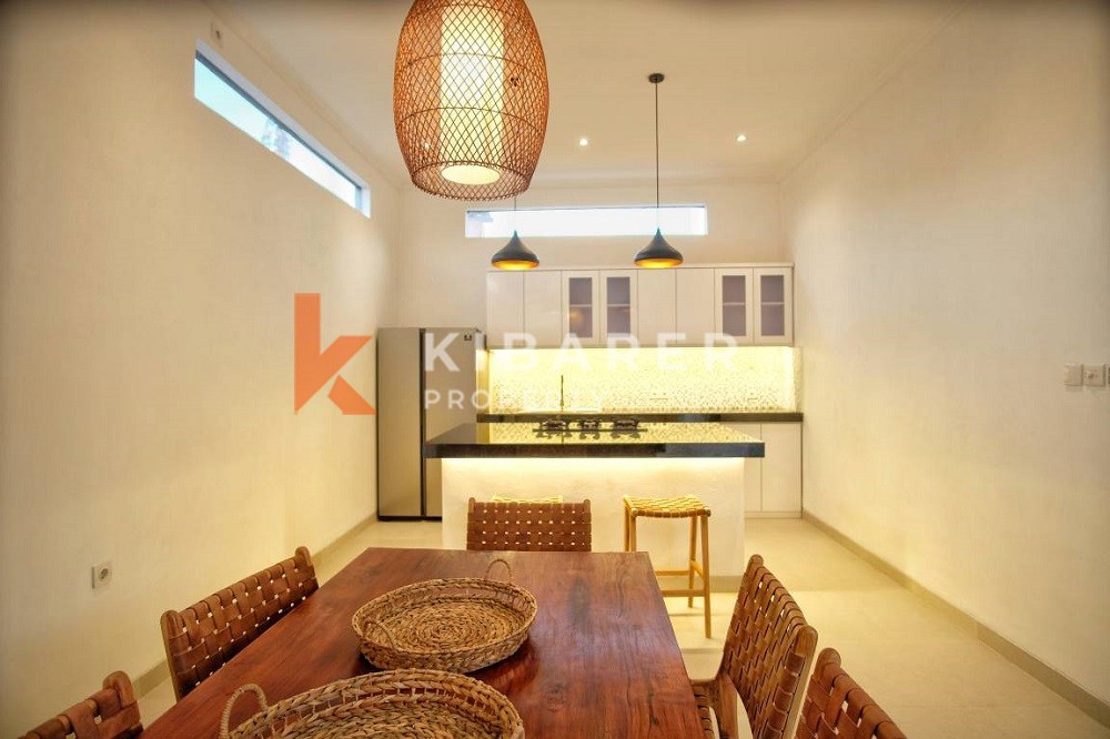 Vila Tiga Kamar Tidur Bohemian Modern, Sempurna untuk Keluarga di Kerobokan