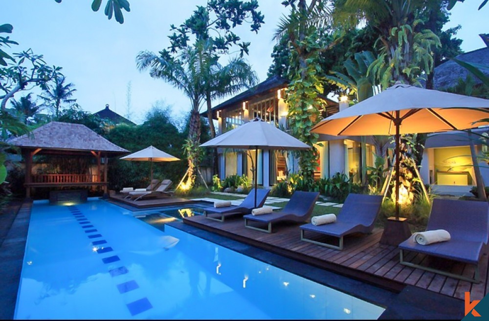 Amazing Luxurious Five Bedrooms VIlla for Sale in Drupadi