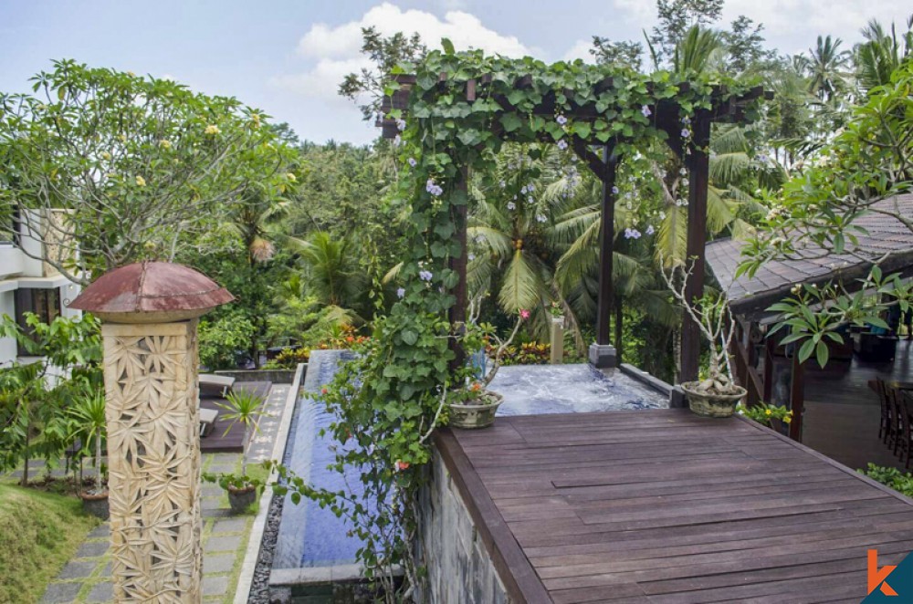 Stunning Five Bedrooms Villa with Spacious Land for Sale in Ubud