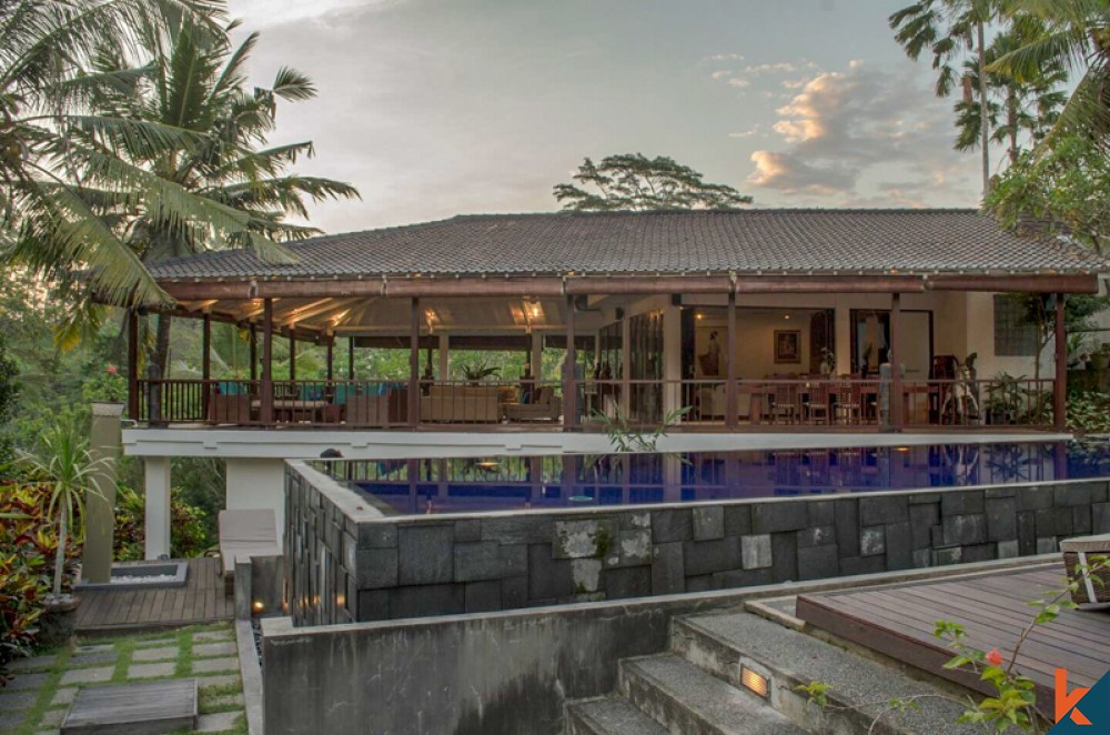 Stunning Five Bedrooms Villa with Spacious Land for Sale in Ubud