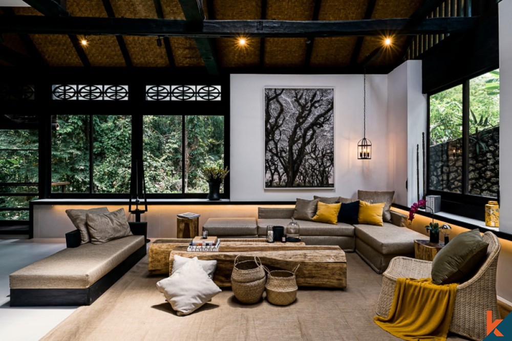 Villa Nyaman Modern Baru Direnovasi untuk Dijual di Canggu