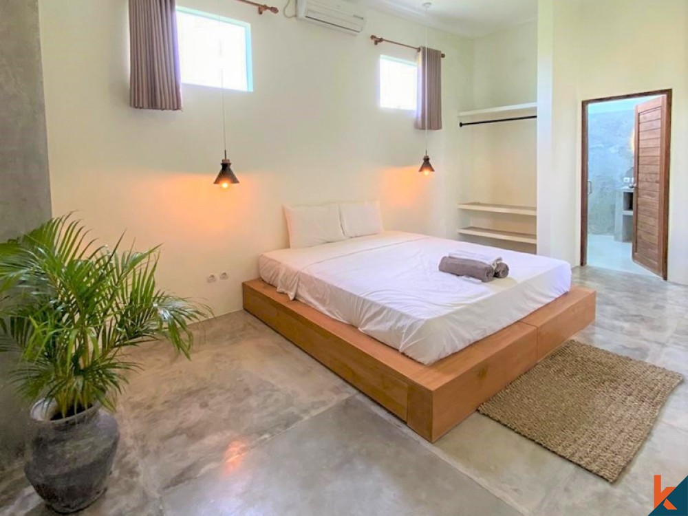 Villa Tiga Kamar Tidur Baru Dijual di Padonan