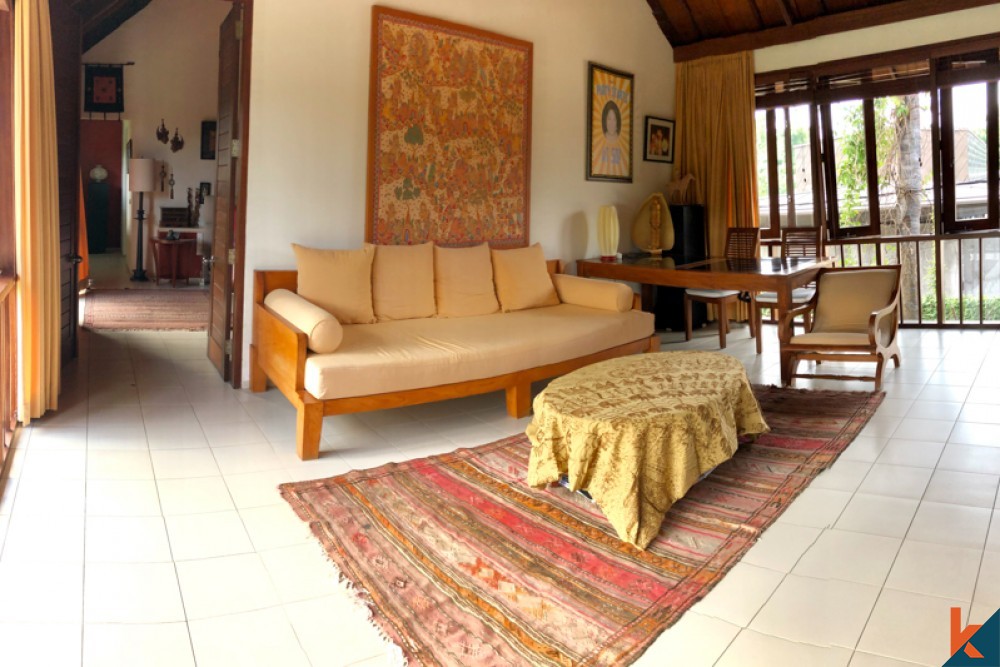Villa de luxe en pleine propriété à vendre près de la plage à Gianyar