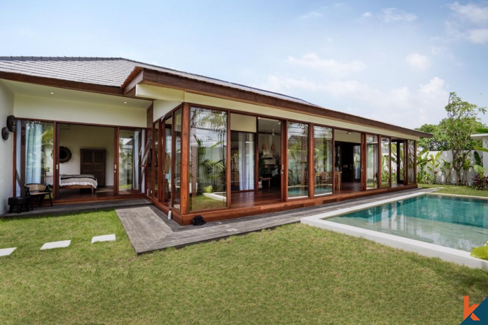 Luxurious Five Bedrooms Freehold Villa for Sale in Canggu