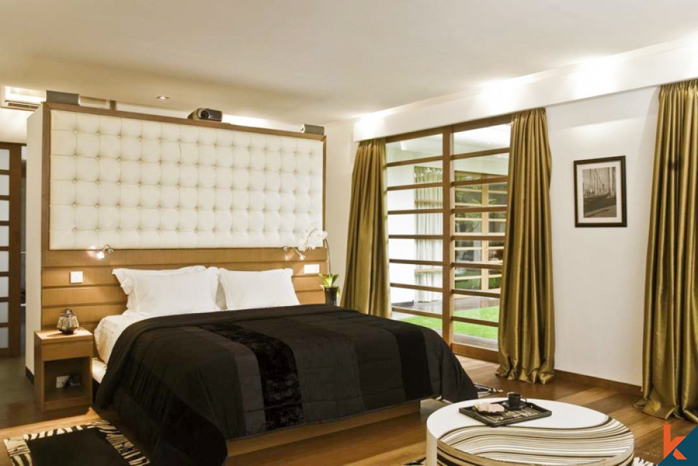 Marvelous 6 Bedrooms Multilevel Property For Sale in Umalas