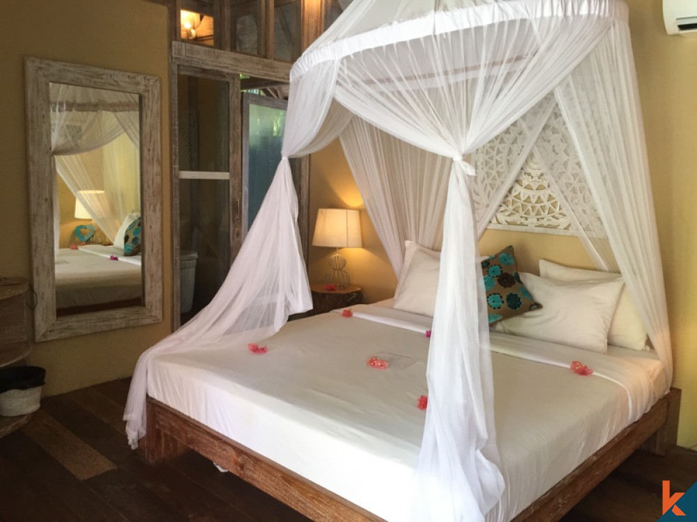 Vacation Two Bedrooms Villa with Good ROI for Sale in Gili Trawangan