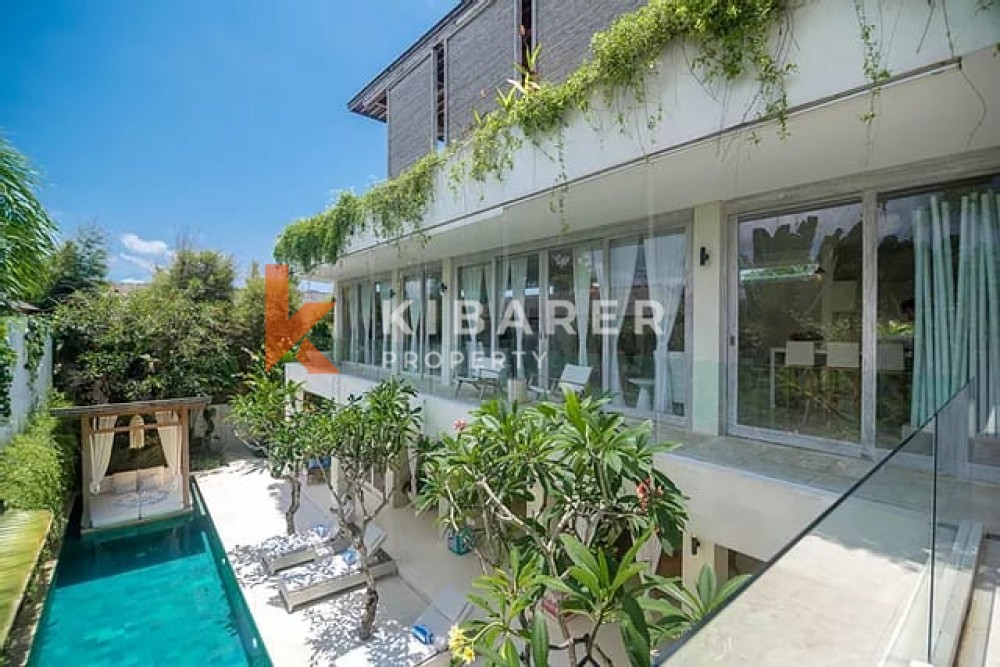 Superbe villa de trois chambres avec le meilleur emplacement à Canggu