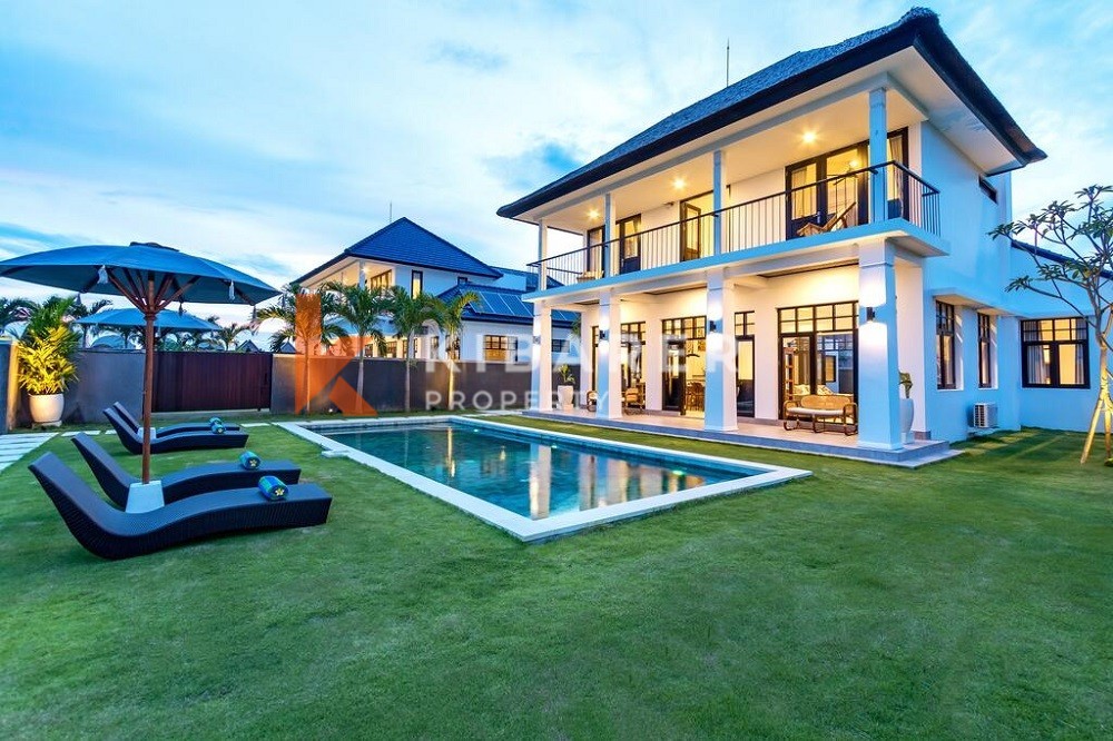Gorgeous Four Bedroom Villa perfectly situated in Canggu ( will be available 9th October 2023 )