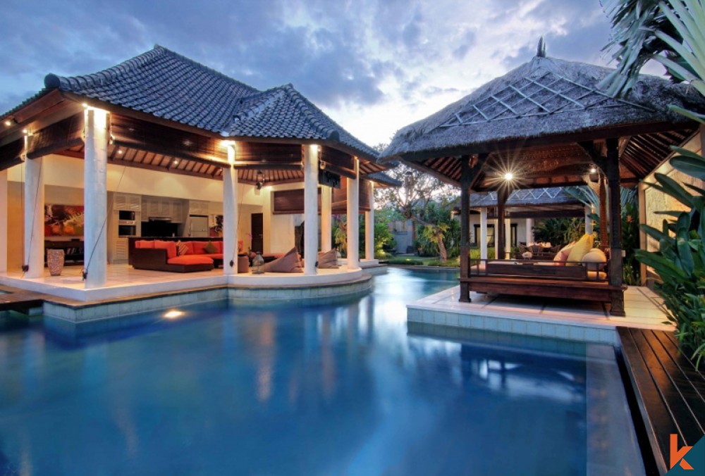 Villa Mewah Pribadi Dijual di Lokasi Utama Drupadi