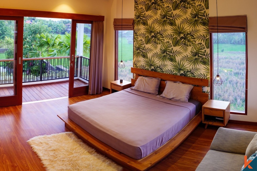 Villa Tiga Kamar Tidur dengan Pemandangan Luar Biasa Dijual di Canggu