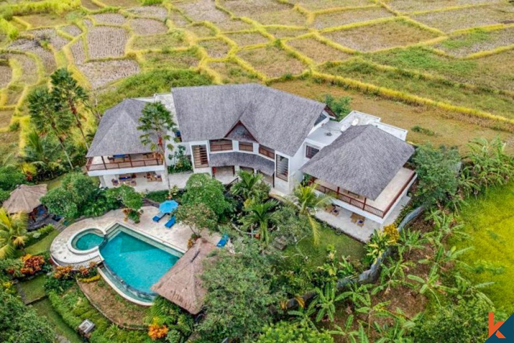 Four Bedrooms Freehold Villa with Fantastic View for Sale in Ubud