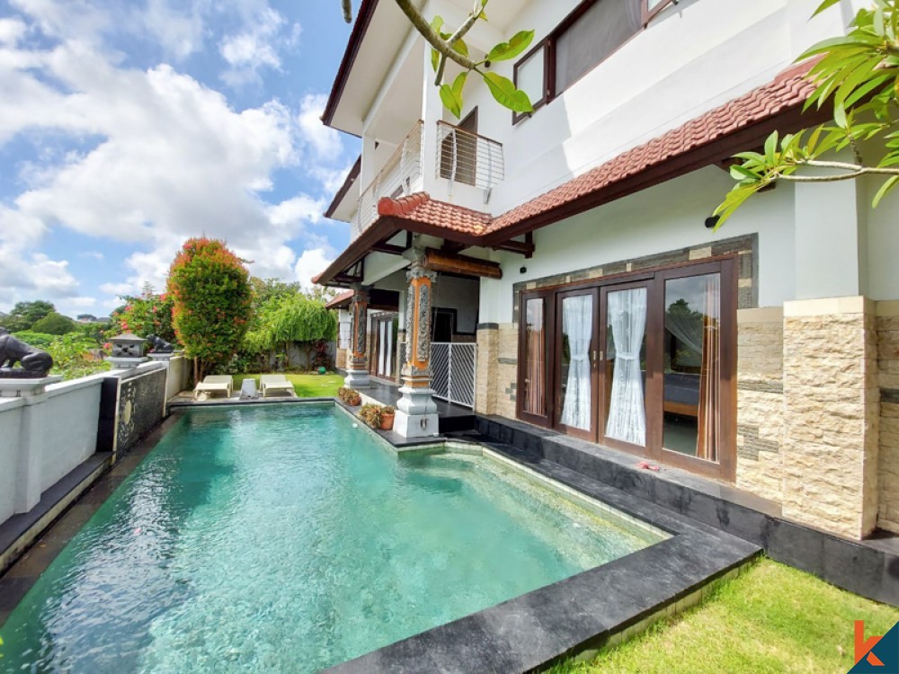 Luxurious Five Bedrooms Freehold Villa for Sale in Canggu