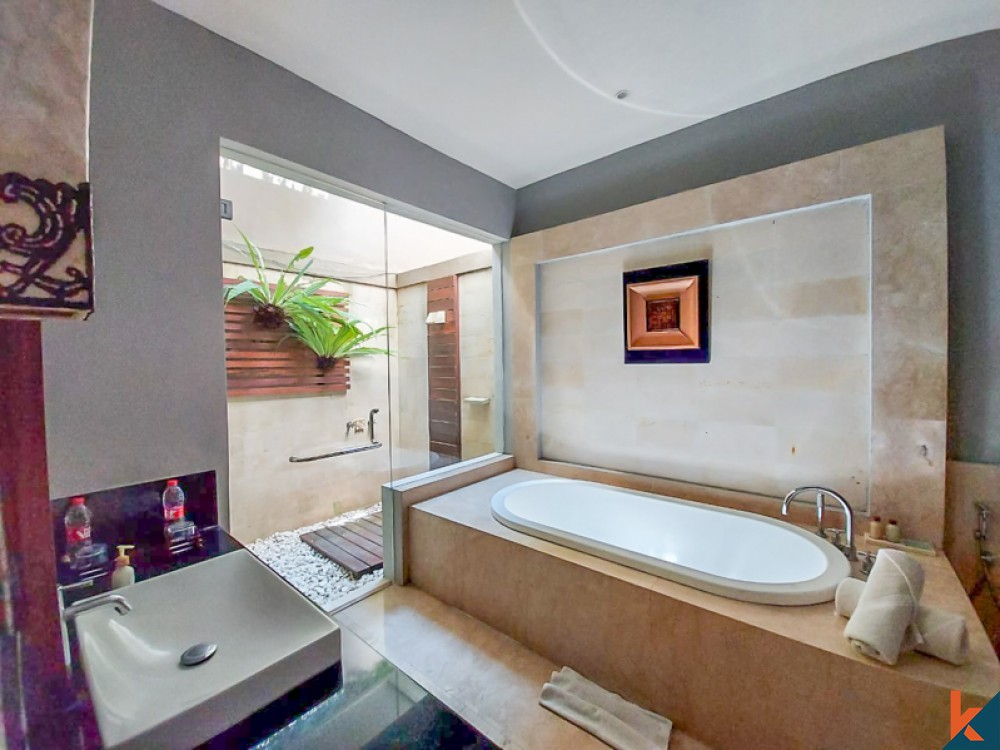 Luxury Four Bedrooms Villa for Sale in Batu Belig