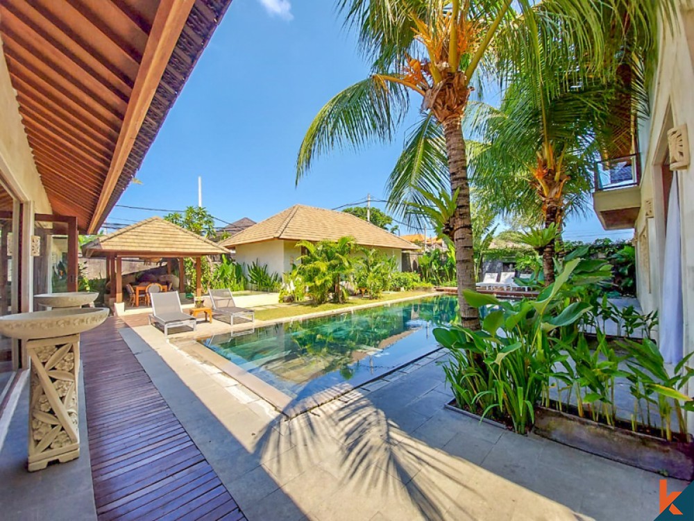 Luxury Four Bedrooms Villa for Sale in Batu Belig