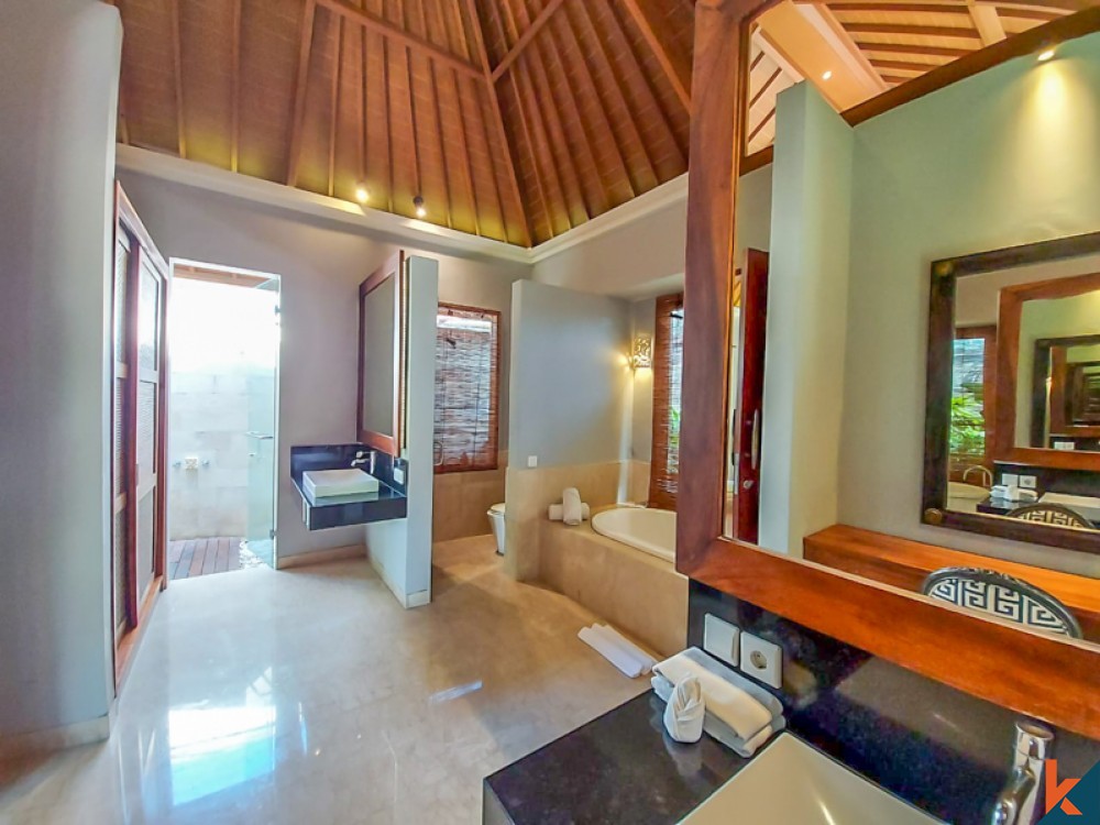 Luxury Four Bedrooms Villa for Sale in Batu Belig