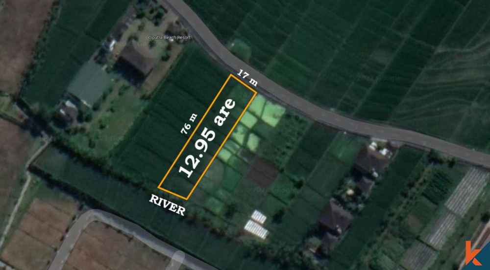 Riverside leasehold land with great access