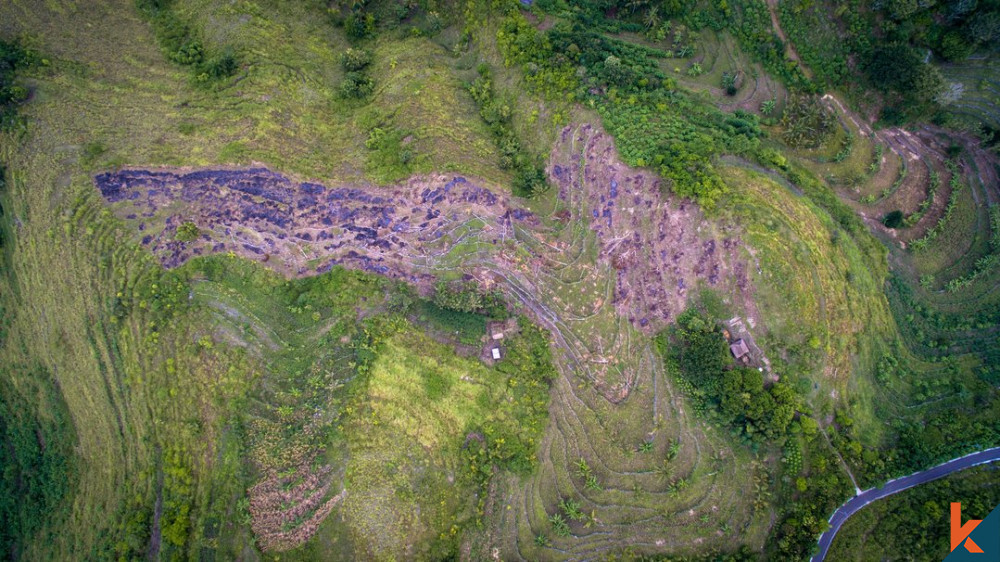 Terrain spectaculaire avec vue sur l'océan sur l'île de Nusa Penida à vendre