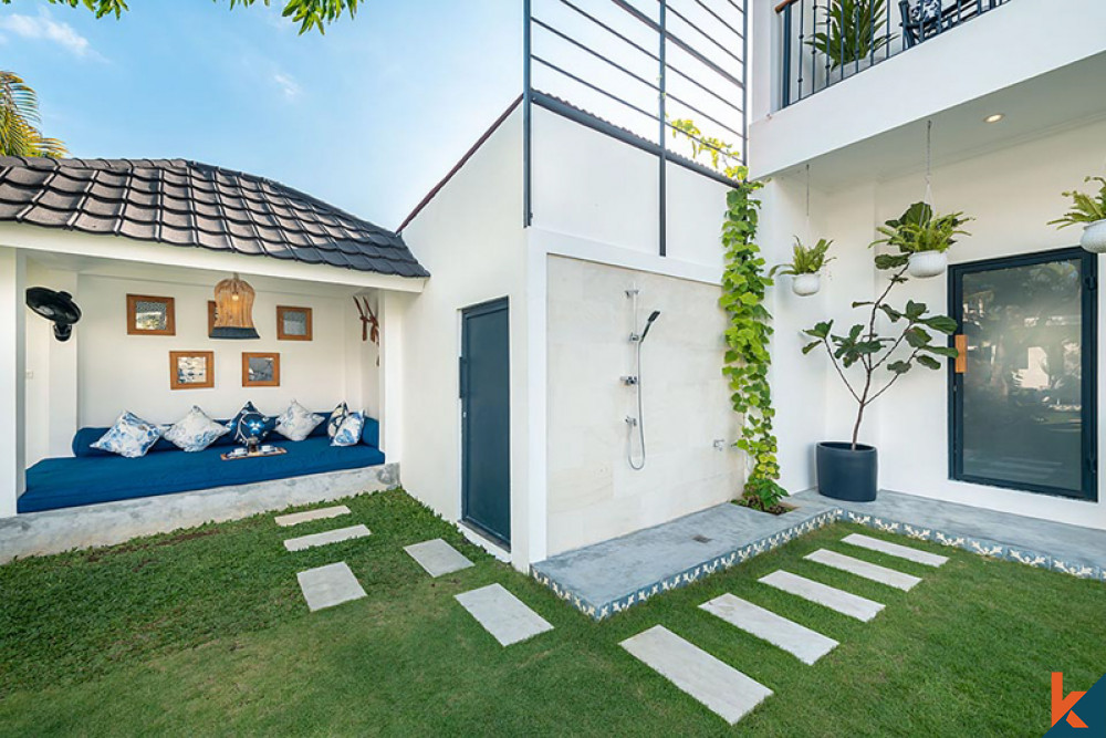 Dijual Villa Mewah Modern Lima Kamar Tidur di Seminyak