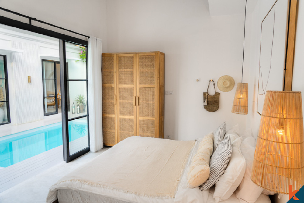 Villa moderne et minimaliste neuve de trois chambres à vendre à Canggu