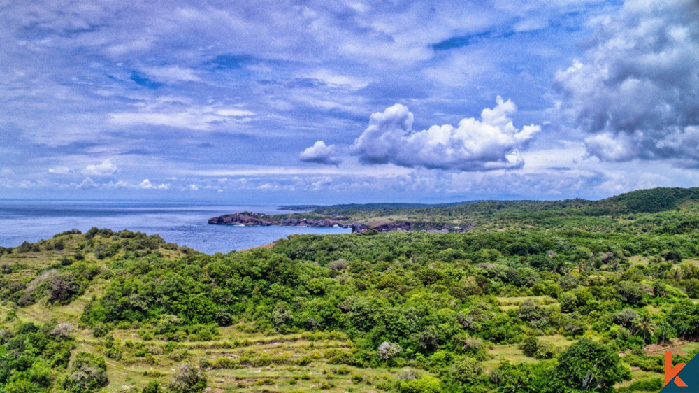 Terrain fantastique avec vue sur la plage de Kelingking à vendre