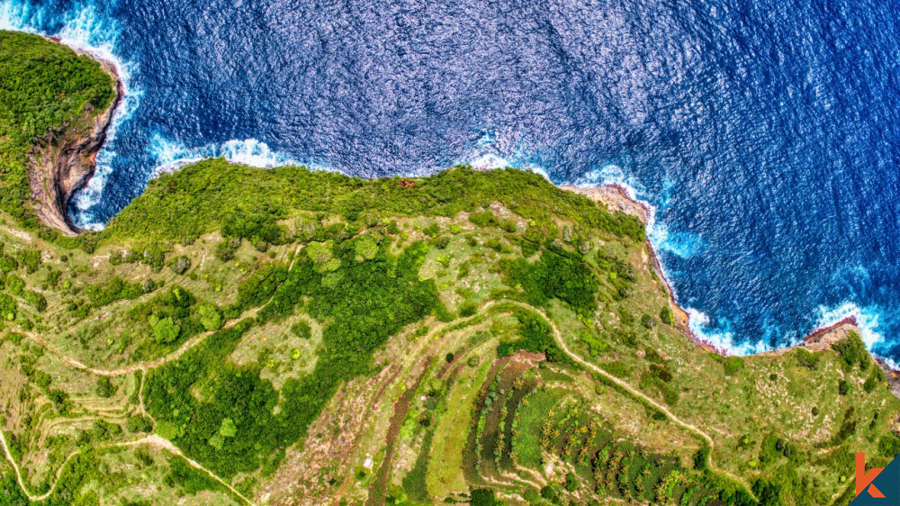 Terrain fantastique avec vue sur la plage de Kelingking à vendre