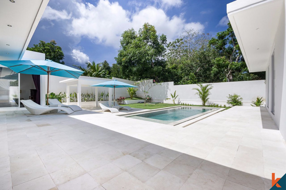 Luxurious Modern Three Bedrooms VIlla for Sale in Balangan