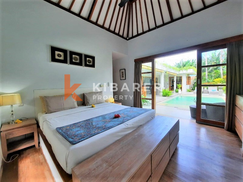 Belle villa de trois chambres à coucher fermée à Batu Bolong