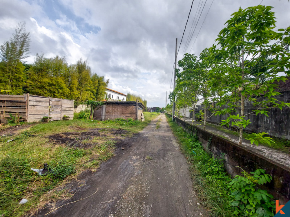 FRONT ROAD LAND 600 sqm RESTAURANT