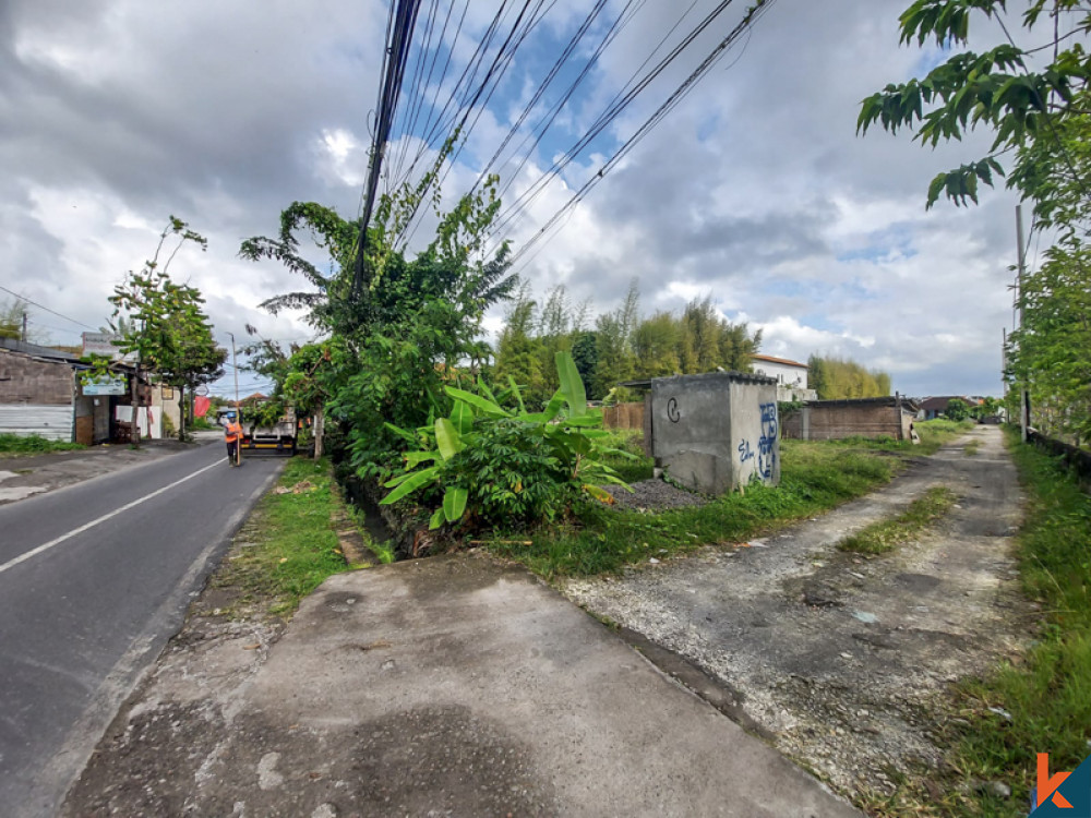 FRONT ROAD LAND 6 are for RESTAURANT