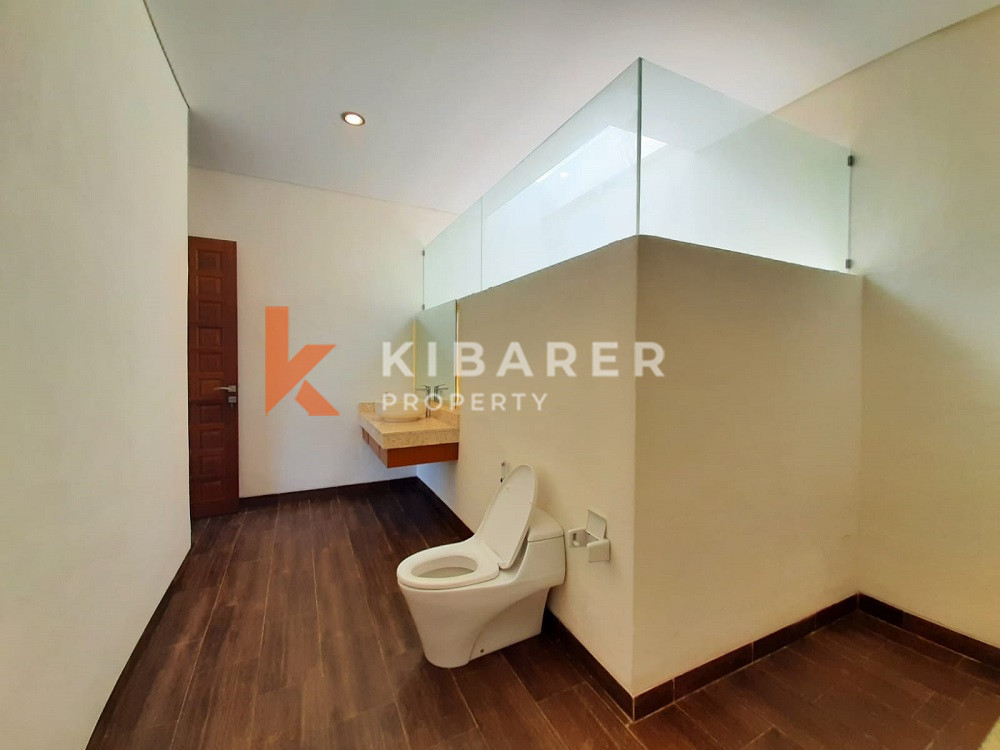 Vila 3 Kamar Tidur yang Nyaman di daerah yang indah di Buduk