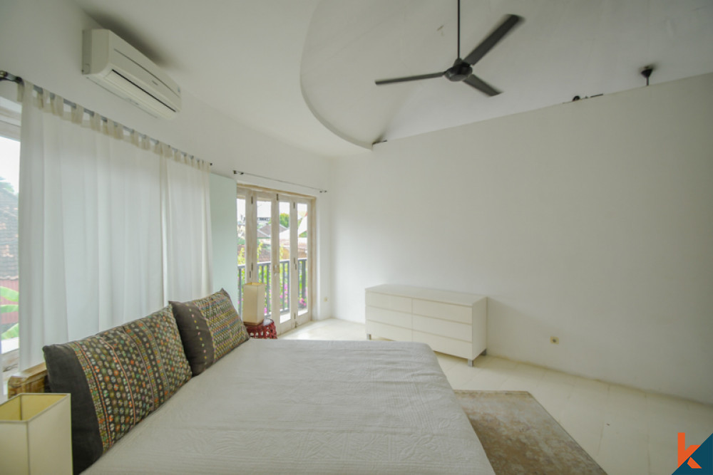 Stylish Five Bedrooms Villa for Sale in Prime Location of Seminyak