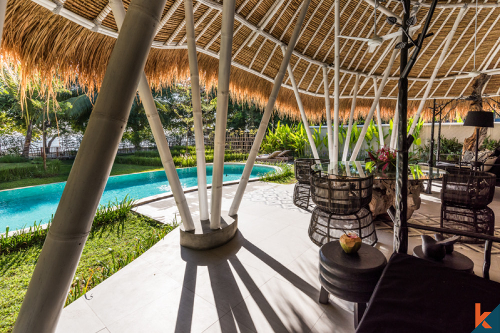 Villa absolue en bord de mer avec plage de sable blanc à vendre à Lombok