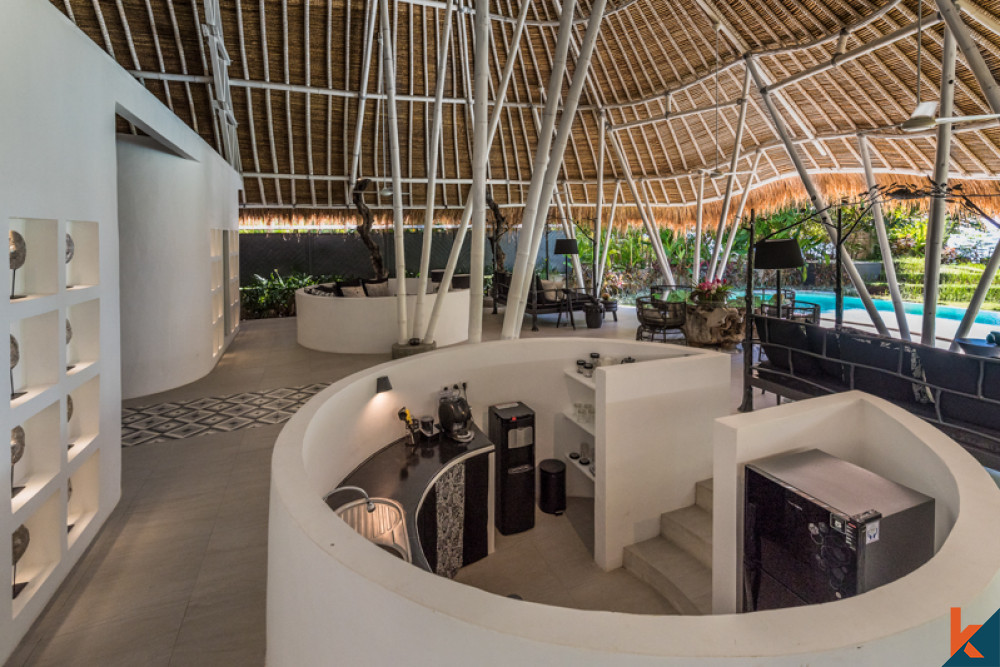 Villa absolue en bord de mer avec plage de sable blanc à vendre à Lombok